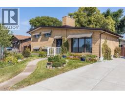 735 McCutcheon Drive Nw Northwest Crescent Heights, Medicine Hat, Ca