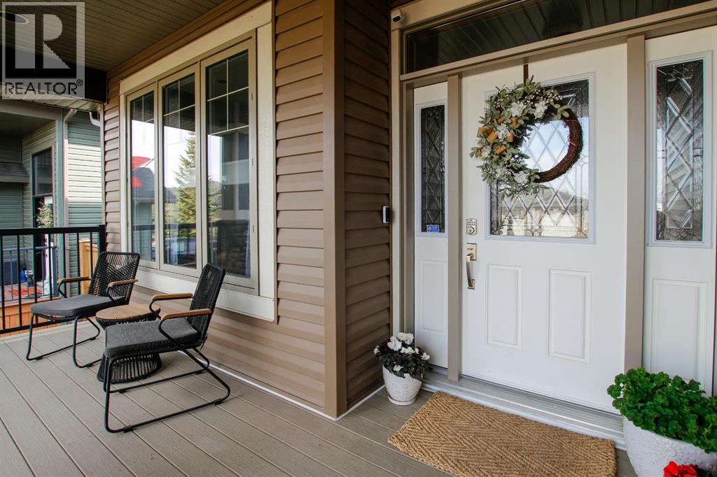 Property at 10 Regal Court image 3