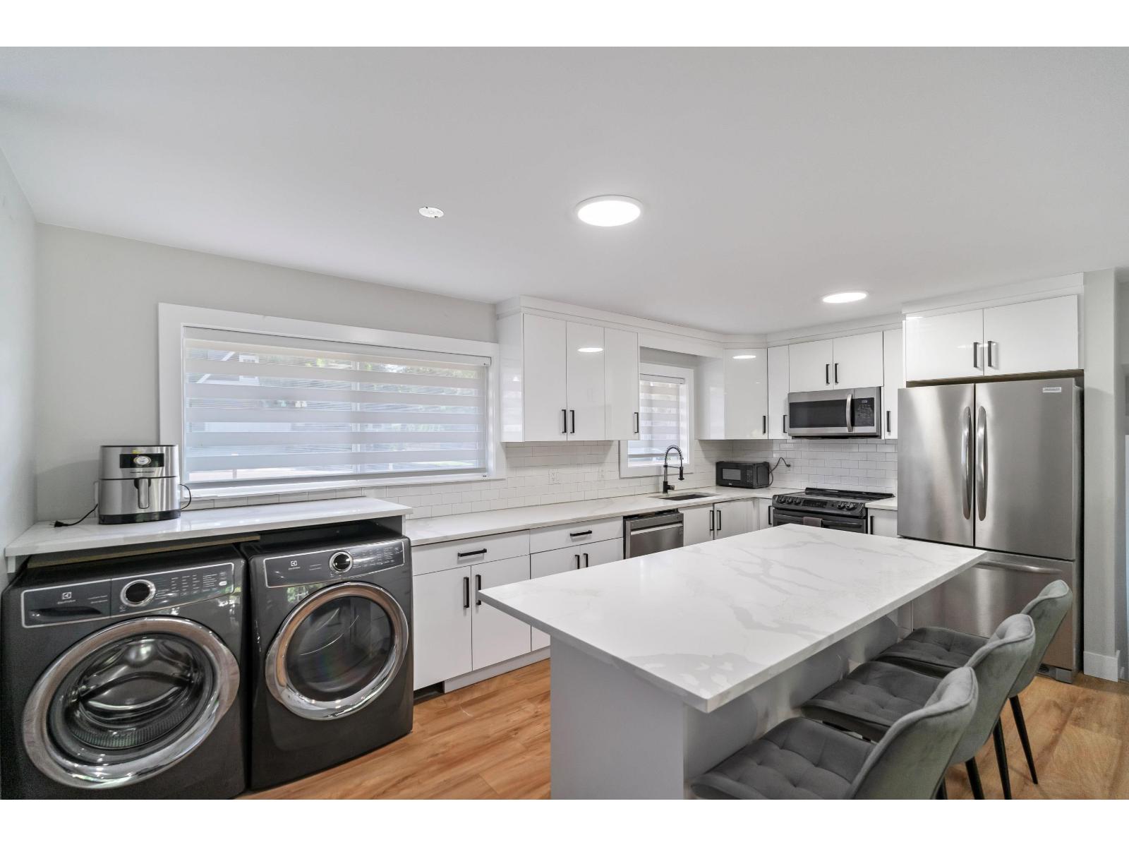16235 28 Avenue, Surrey, British Columbia  V3Z 0E4 - Photo 4 - R3042219