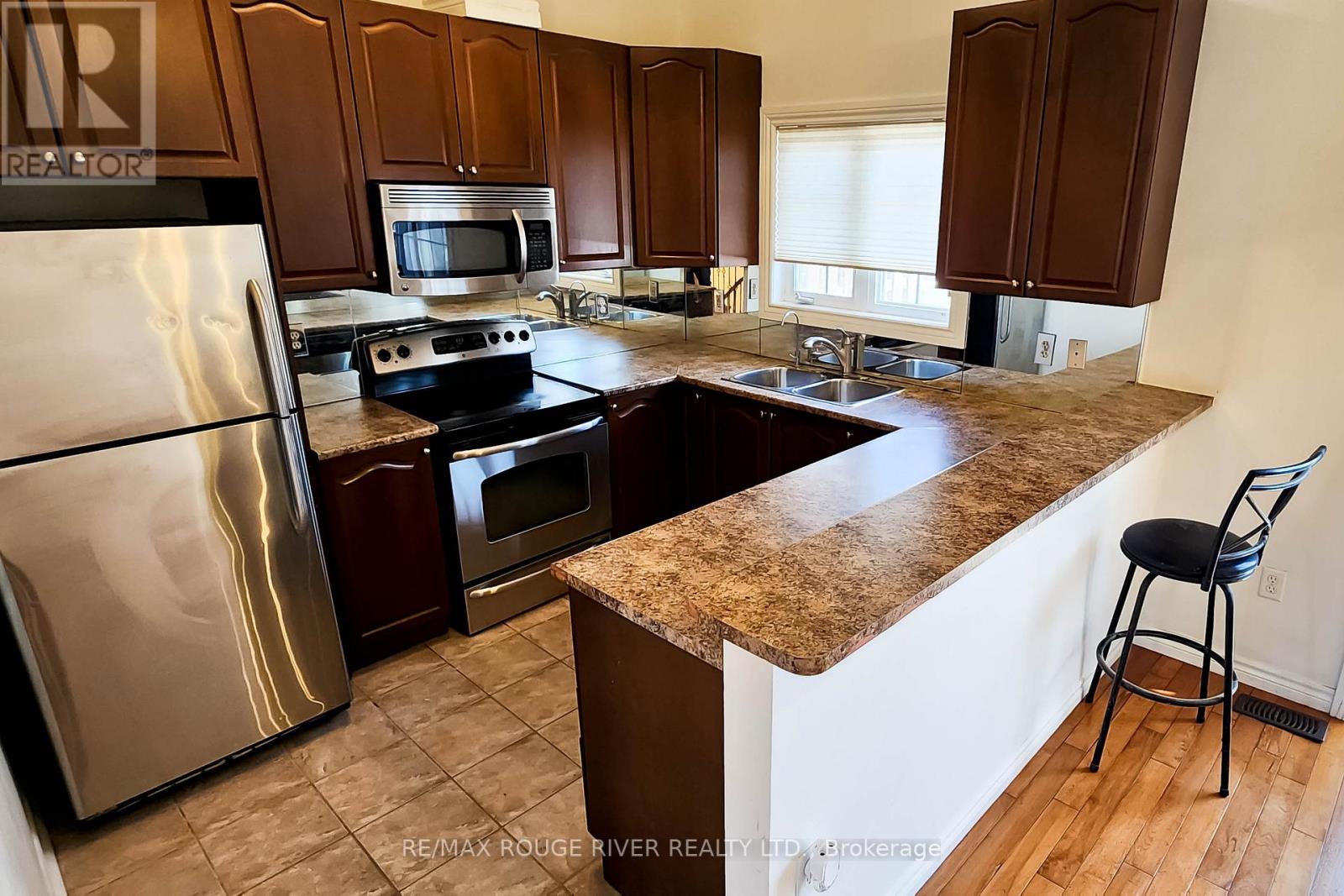 117 Kenneth Hobbs Avenue, Whitby (Pringle Creek), Ontario  L1R 0E3 - Photo 17 - E12376067
