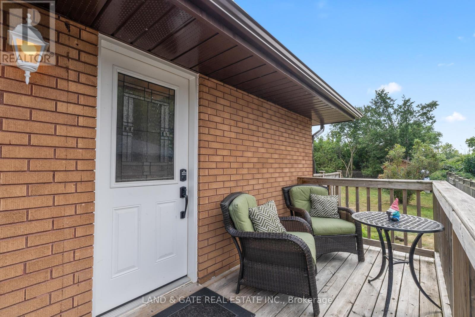 Lower - 19 Kawartha Drive, Kawartha Lakes, Ontario  K9V 1A6 - Photo 41 - X12376085