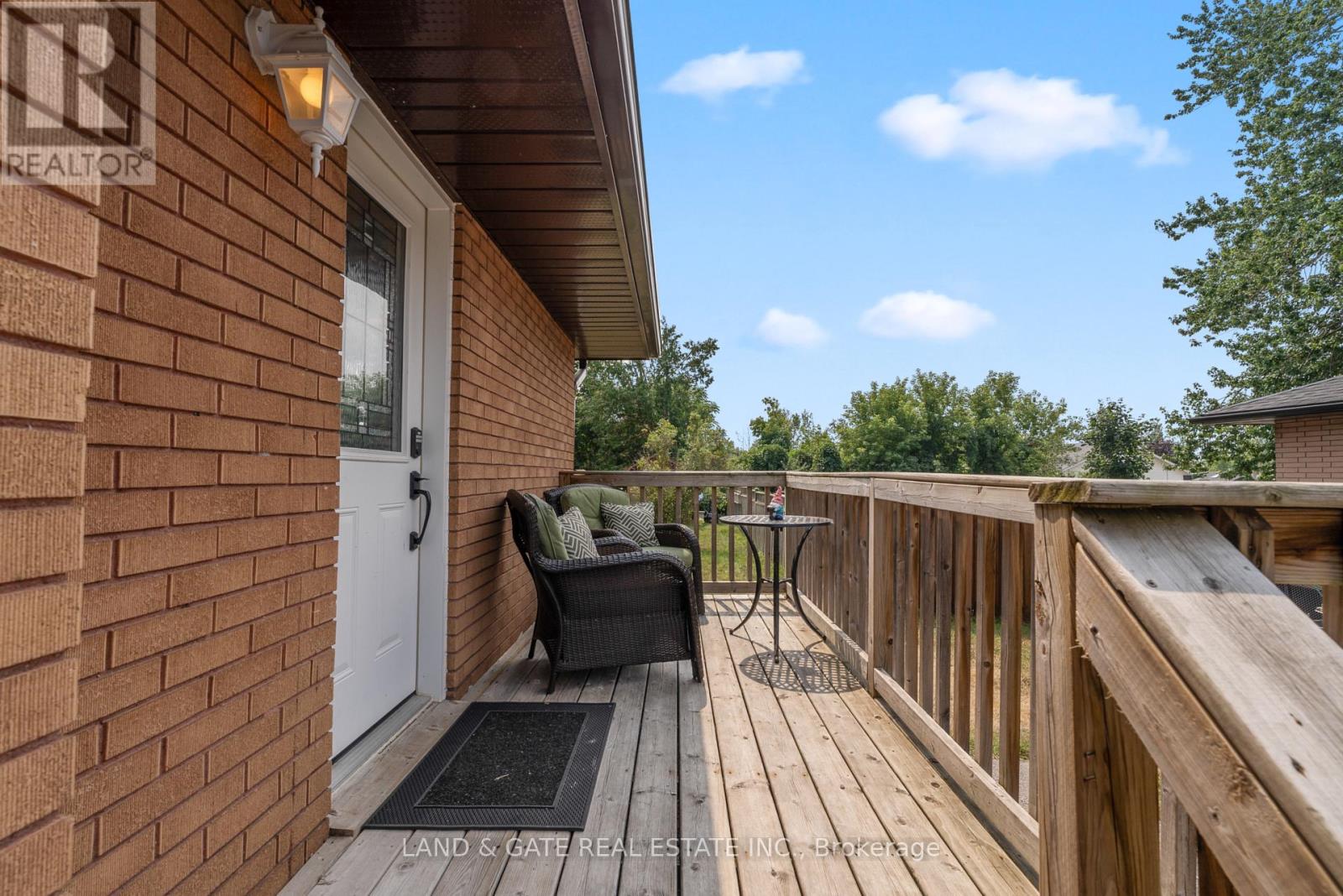 Lower - 19 Kawartha Drive, Kawartha Lakes, Ontario  K9V 1A6 - Photo 42 - X12376085