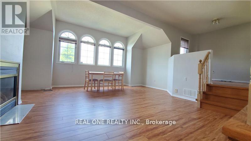 2885 Galleon Crescent, Mississauga, Ontario  L5M 5V1 - Photo 12 - W12376082