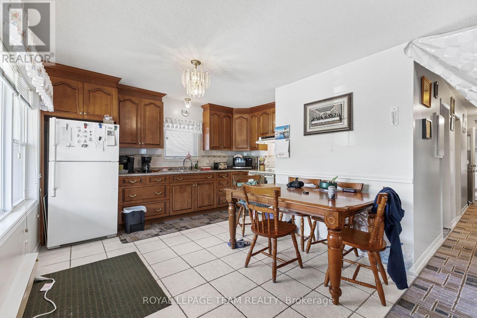 46 Jolliet Street, Ottawa, Ontario  K1L 5H5 - Photo 18 - X12376089