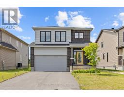 757 GAMBLE DRIVE, Russell, Ontario