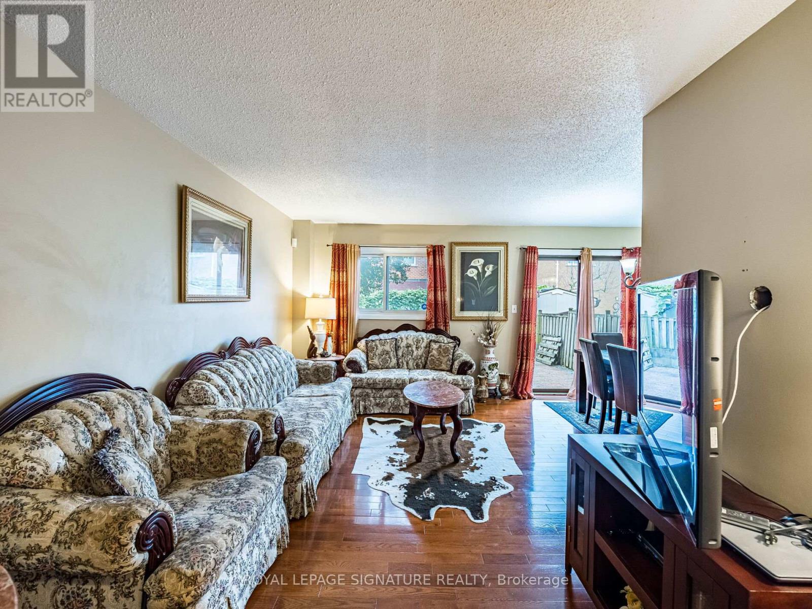 Property at 69 NEW SEABURY DRIVE image 5