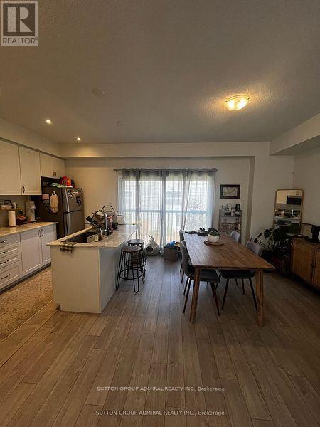 9 Dunes Drive, Wasaga Beach, Ontario  L9Z 0J1 - Photo 2 - S12376094