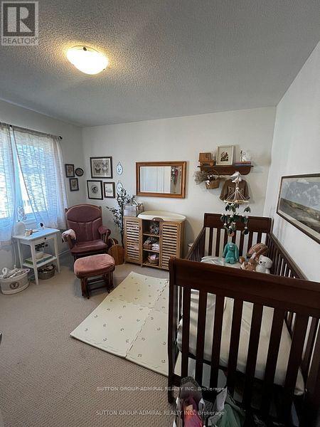9 Dunes Drive, Wasaga Beach, Ontario  L9Z 0J1 - Photo 6 - S12376094