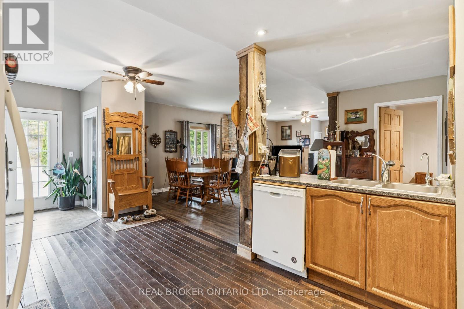 2880 Hwy 511, Drummond/north Elmsley, Ontario  K0G 1K0 - Photo 14 - X12376105