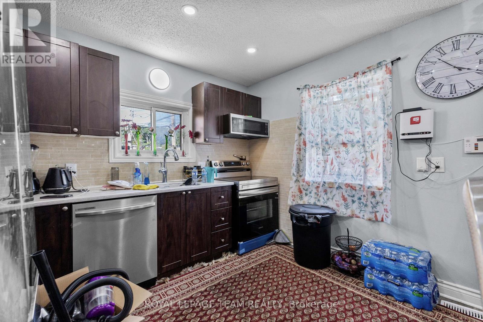 105 Jolliet Avenue, Ottawa, Ontario  K1L 5H1 - Photo 21 - X12376111