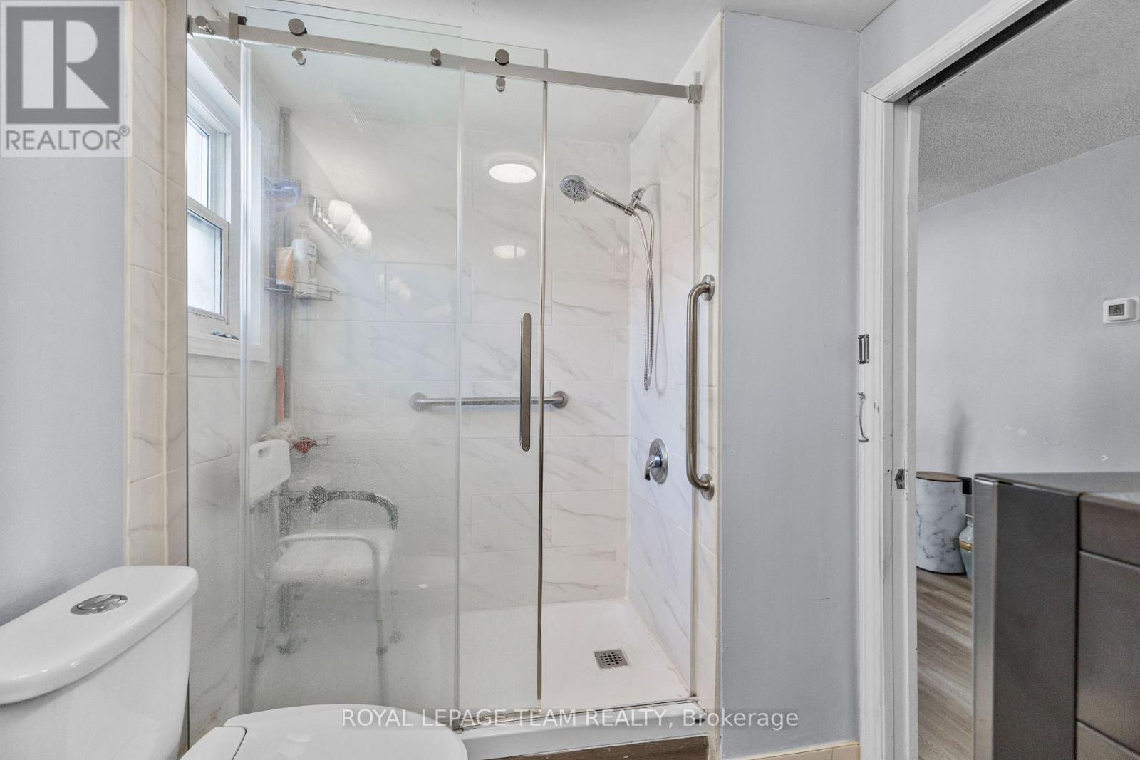 105 Jolliet Avenue, Ottawa, Ontario  K1L 5H1 - Photo 27 - X12376111