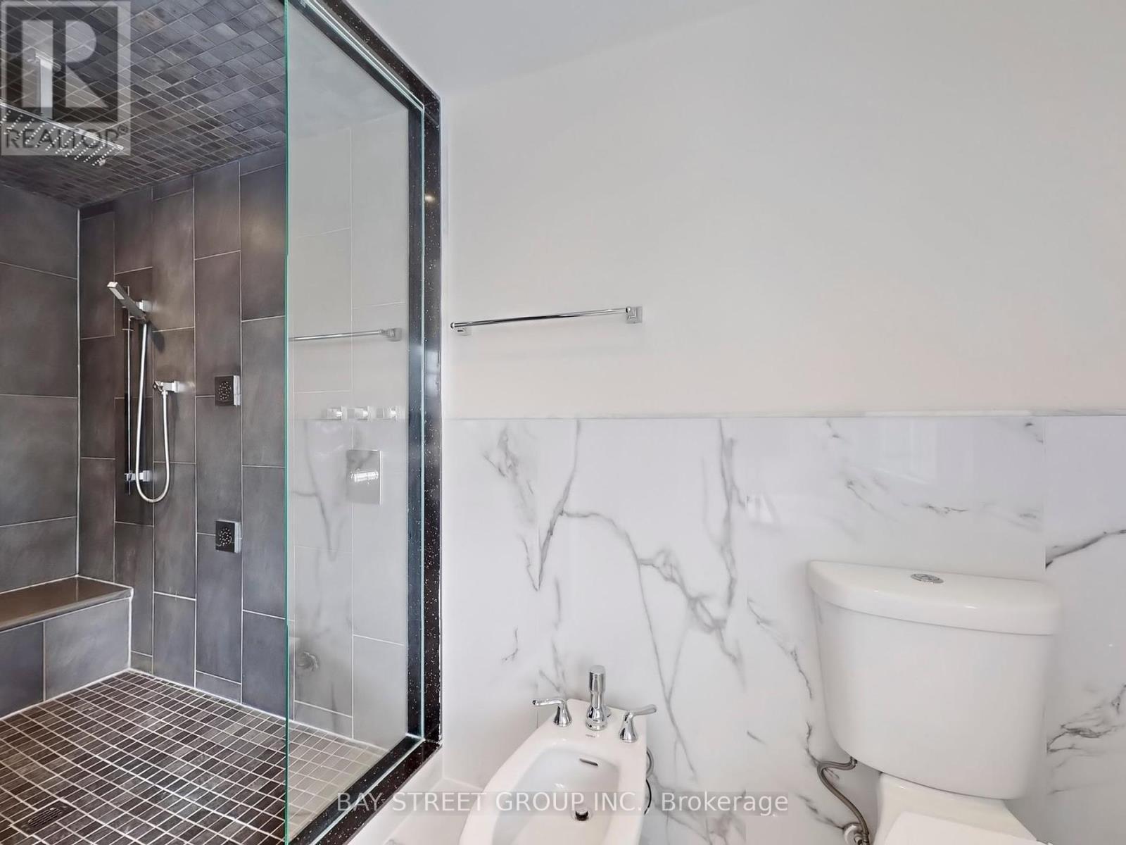 25 Brookshill Crescent, Richmond Hill, Ontario  L4B 3J2 - Photo 29 - N12376108