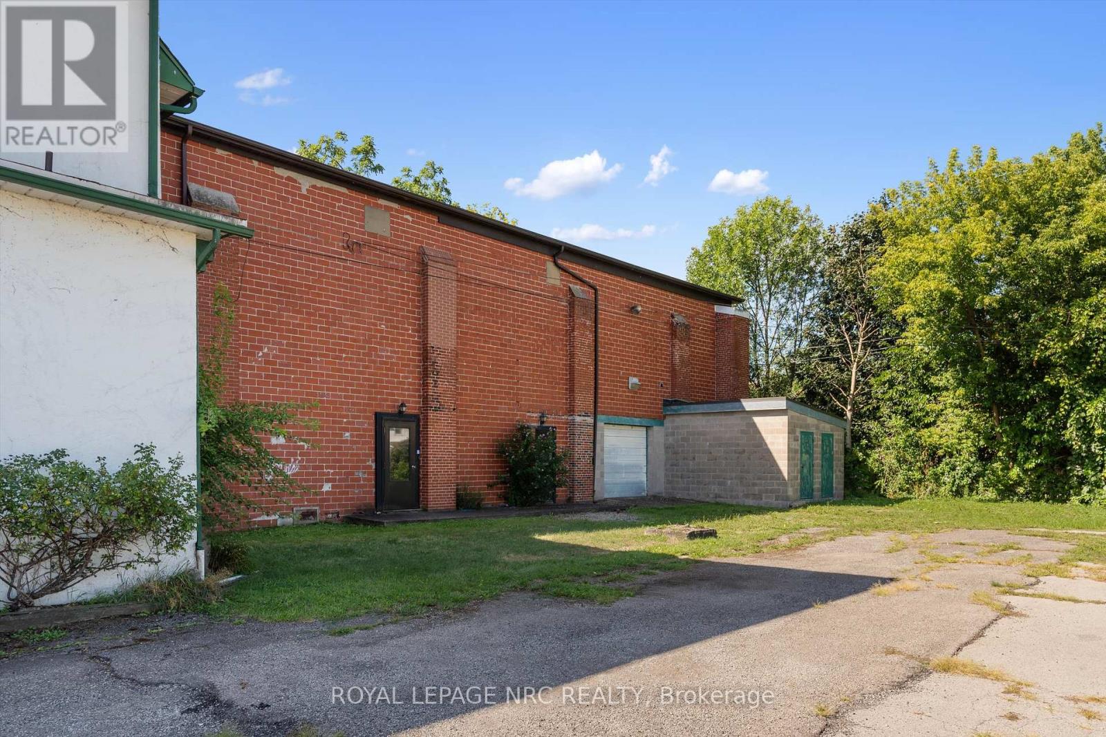 131-139 Niagara Boulevard, Fort Erie, Ontario  L2A 3G6 - Photo 15 - X12376122