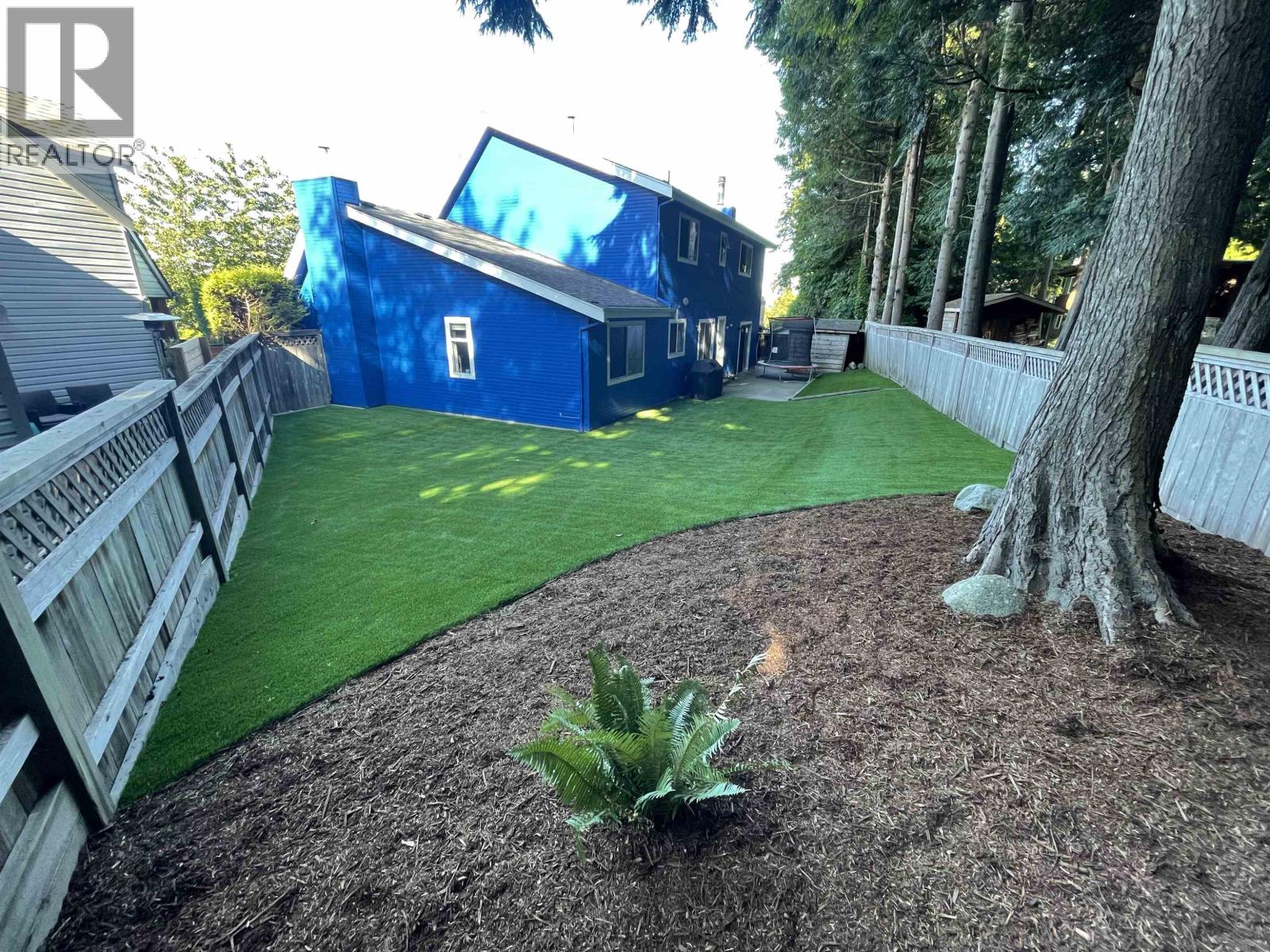 5256 Cambridge Court, Delta, British Columbia  V4M 3Z1 - Photo 2 - R3042600