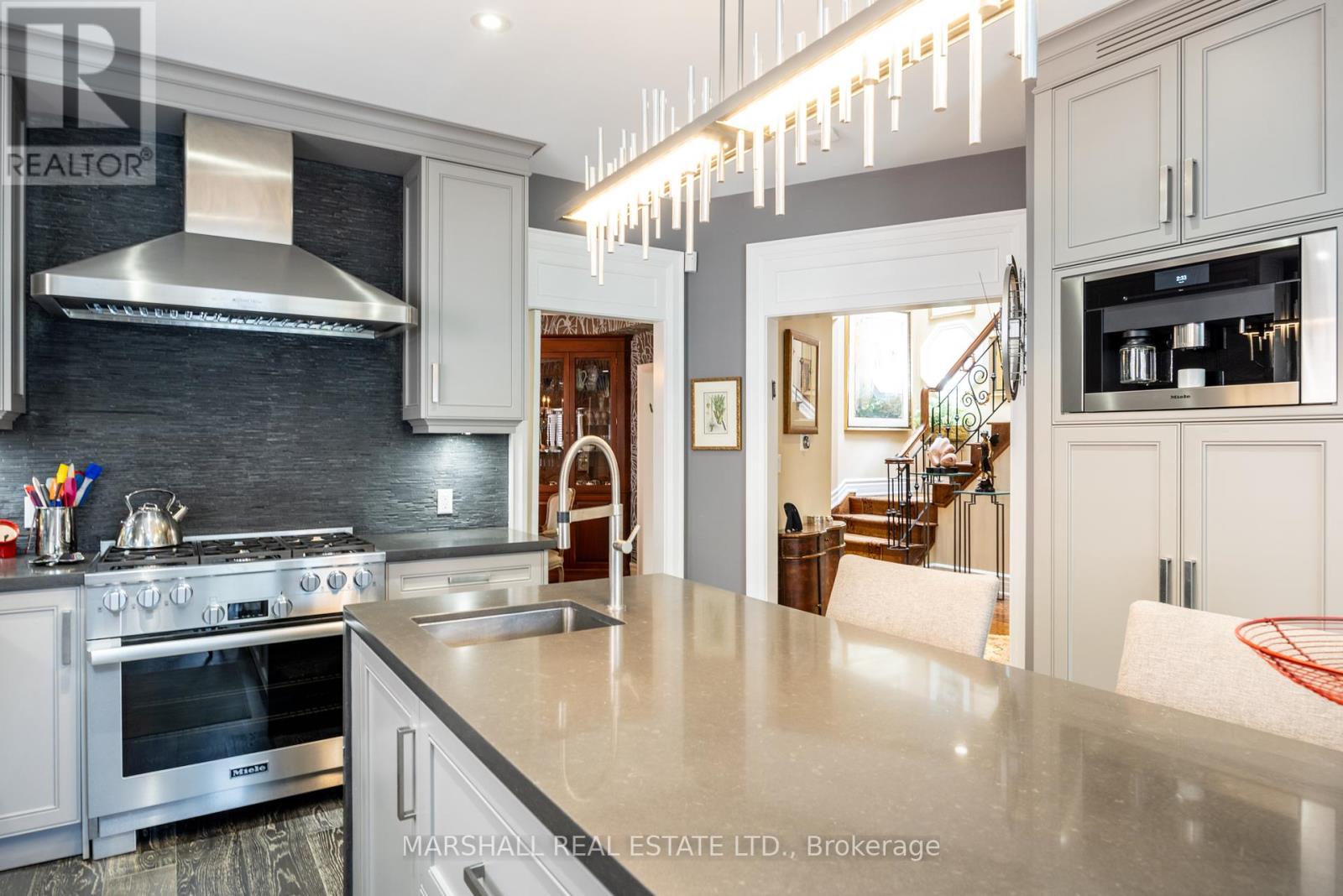 514 Brookdale Avenue, Toronto (Bedford Park-Nortown), Ontario  M5M 1R7 - Photo 11 - C12376134