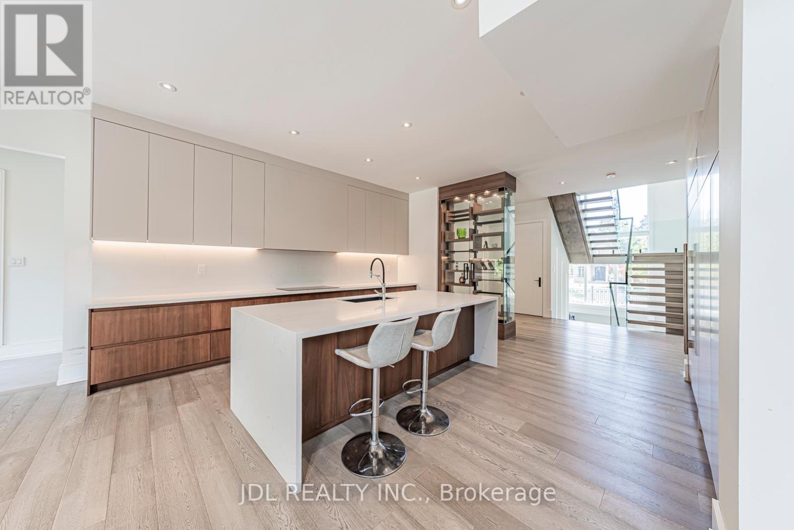 19 Fifeshire Road, Toronto, Ontario  M2L 2G4 - Photo 10 - C12376153