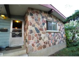 11716 42 AV NW Royal Gardens (Edmonton)