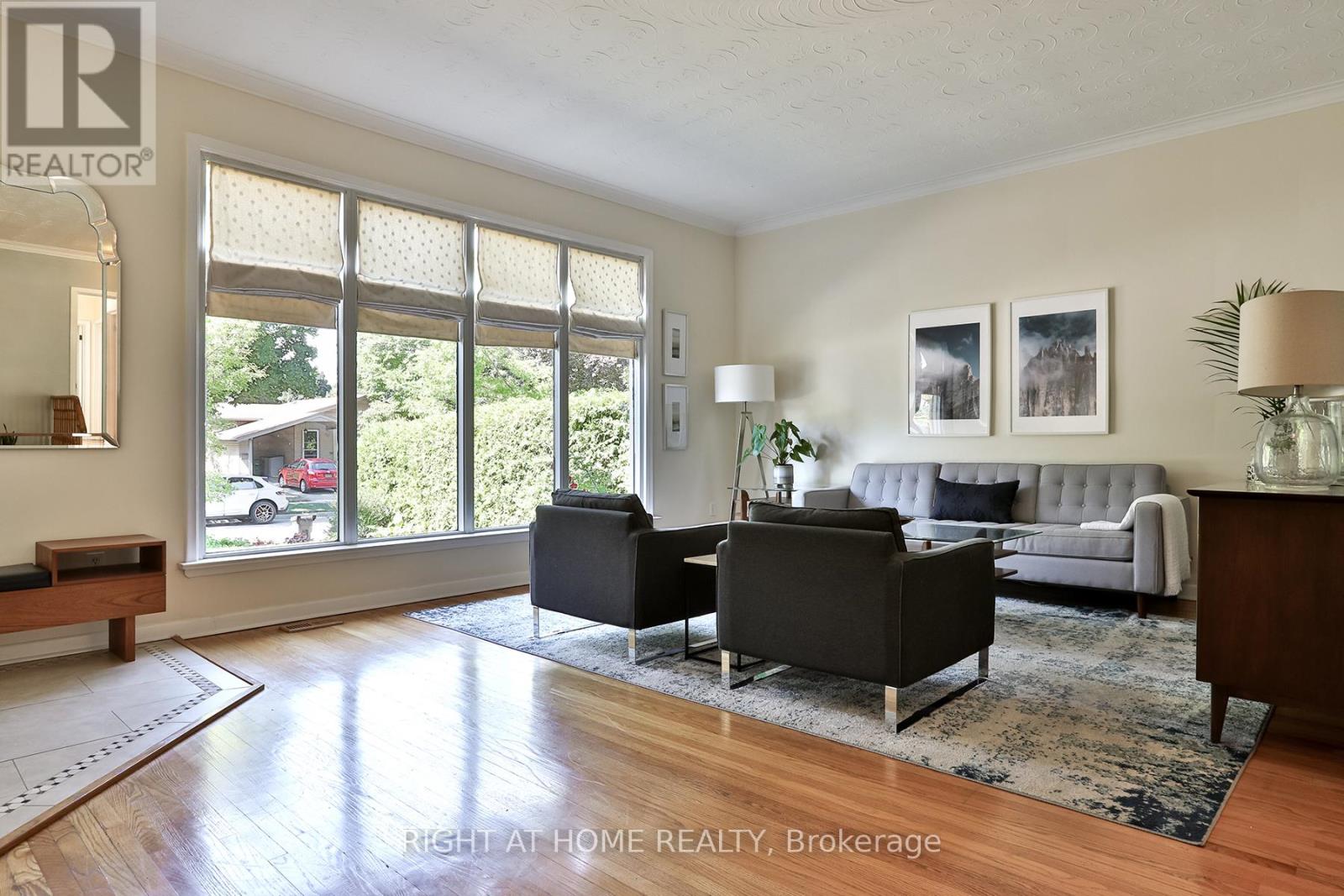 21 Gaiety Drive, Toronto (Woburn), Ontario  M1H 1B9 - Photo 10 - E12376131