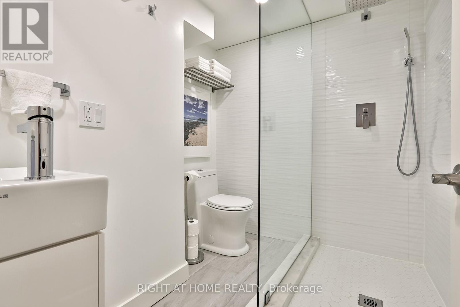 21 Gaiety Drive, Toronto (Woburn), Ontario  M1H 1B9 - Photo 28 - E12376131