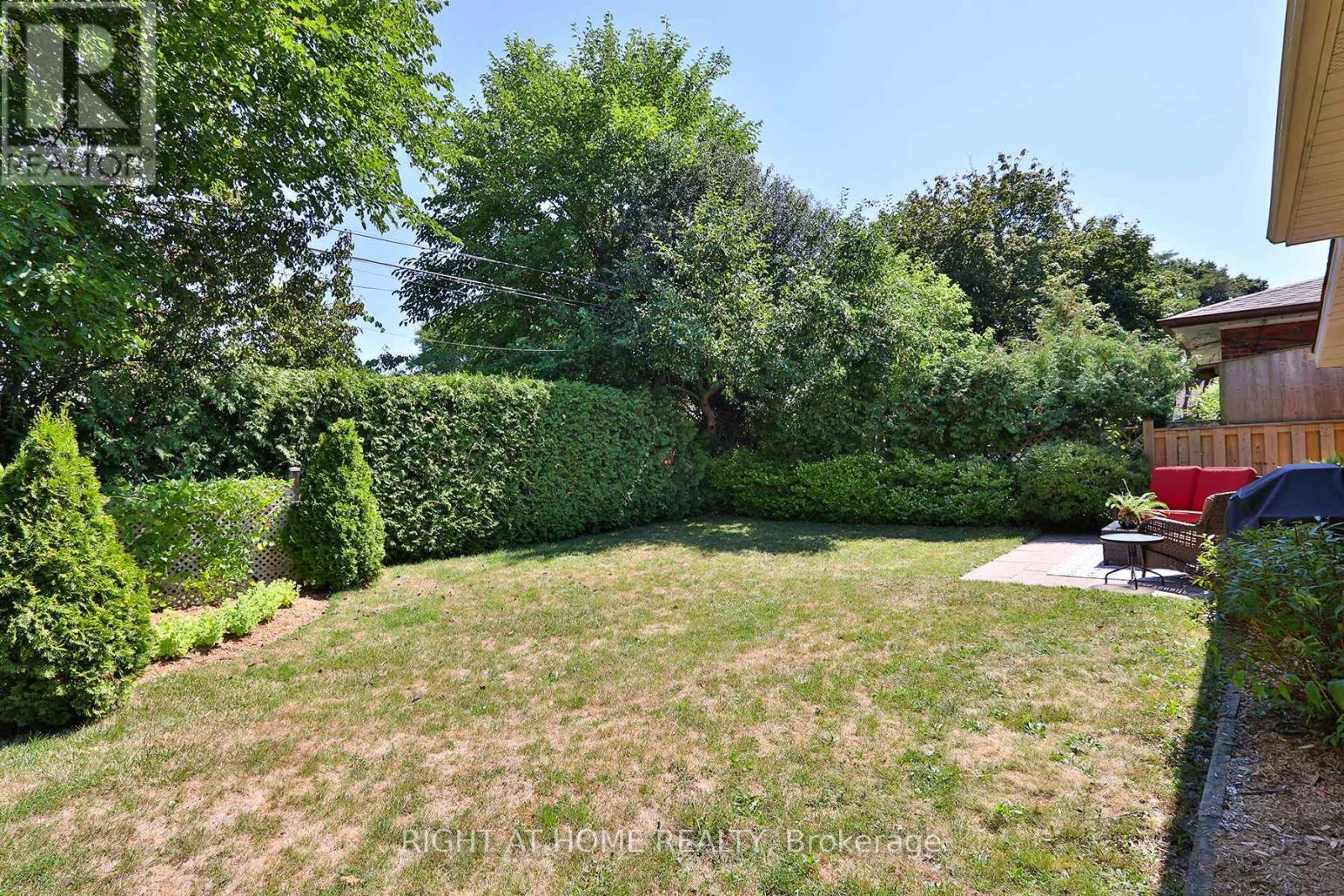 21 Gaiety Drive, Toronto (Woburn), Ontario  M1H 1B9 - Photo 32 - E12376131