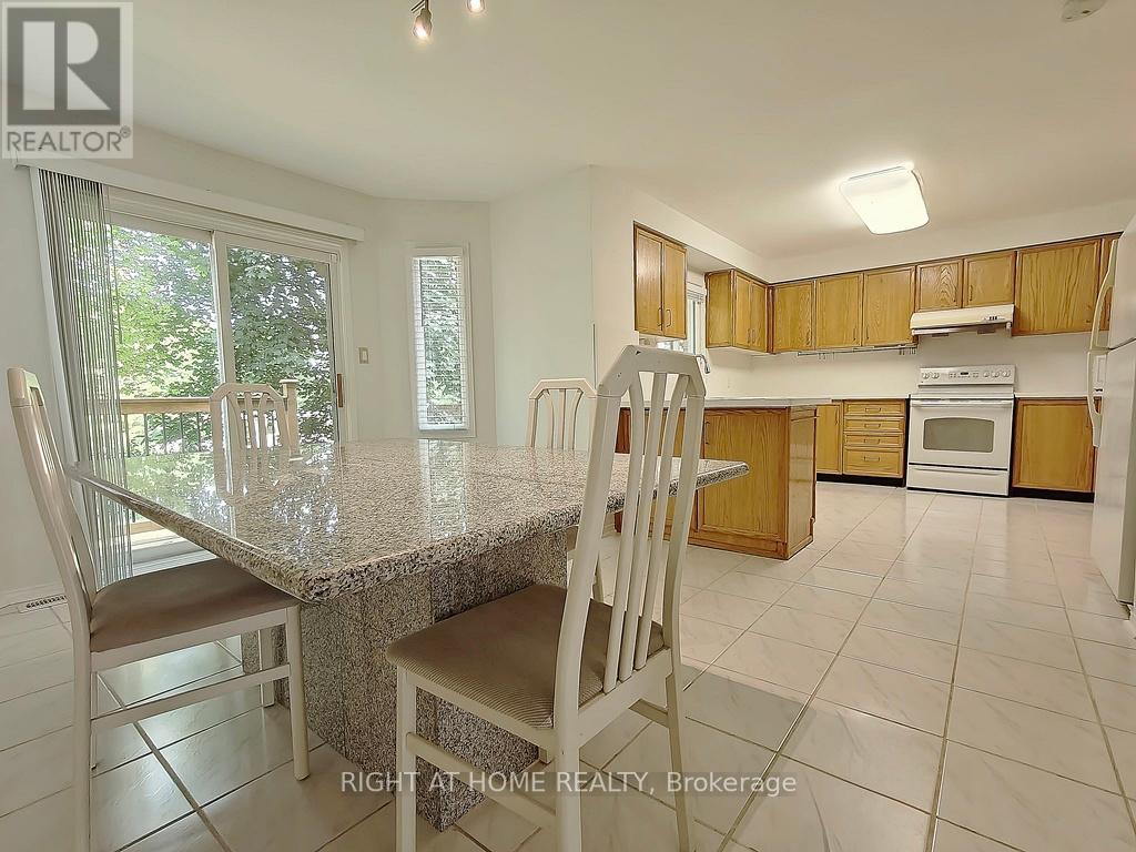 116 Cooperage Crescent, Richmond Hill (Westbrook), Ontario  L4C 9L8 - Photo 11 - N12376158