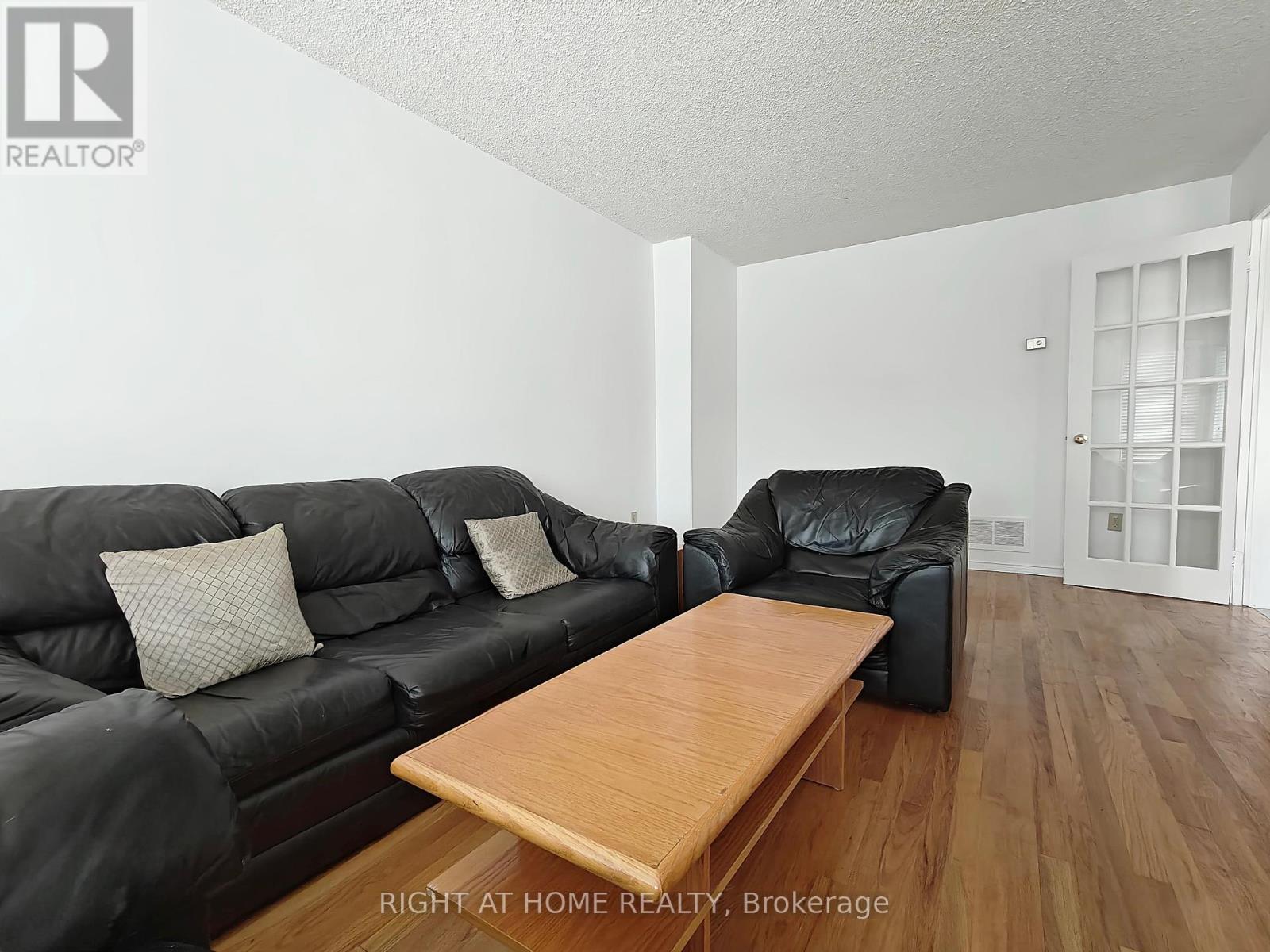 116 Cooperage Crescent, Richmond Hill (Westbrook), Ontario  L4C 9L8 - Photo 12 - N12376158