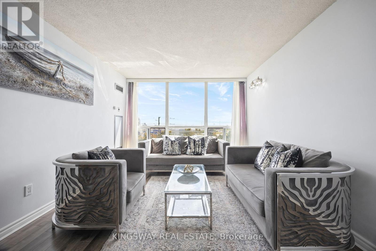 507 - 12 Laurelcrest Street, Brampton (Queen Street Corridor), Ontario  L6S 5Y4 - Photo 10 - W12376154