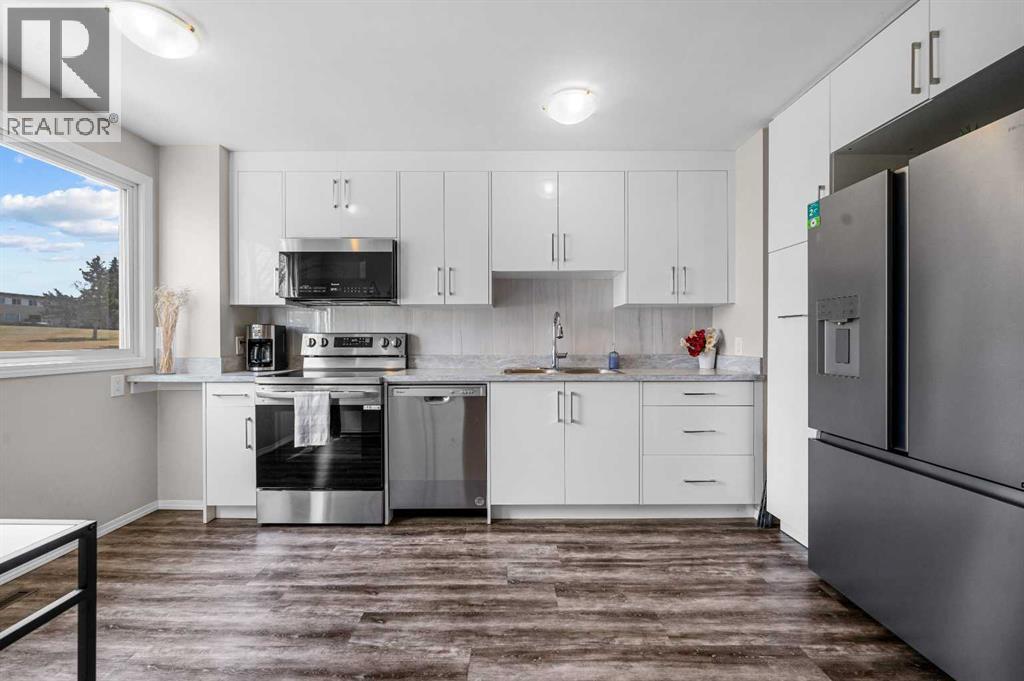 Property at 389, 2211 19 Street NE image 1