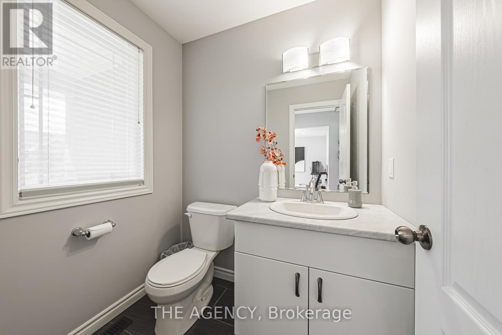 58 Curtis Street, East Zorra-Tavistock, Ontario  N0J 1M0 - Photo 18 - X12376148