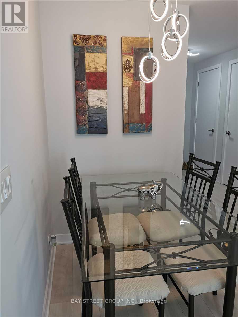 2705 - 2221 Yonge Street, Toronto, Ontario  M4S 2B4 - Photo 5 - C12376165