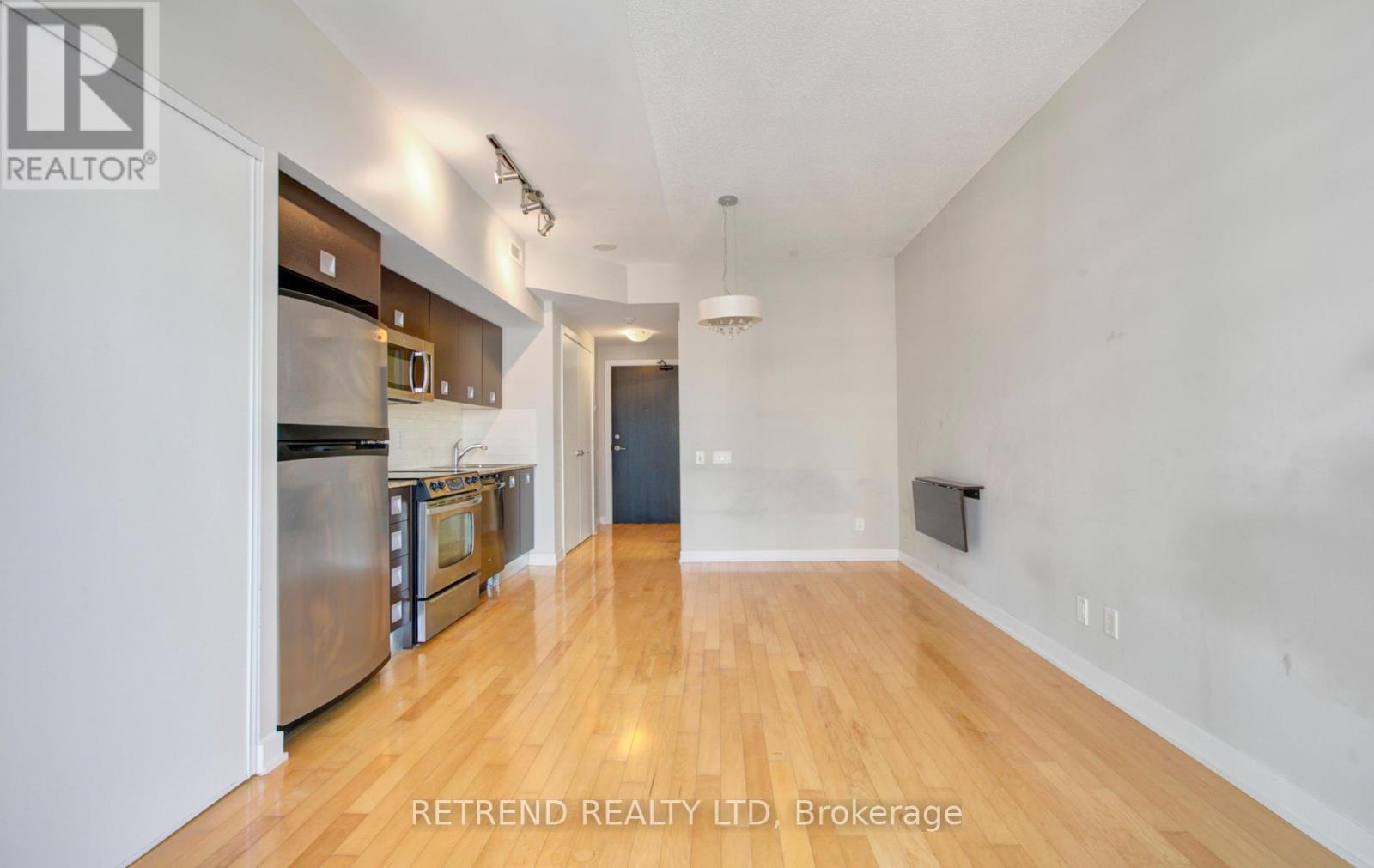 1010 - 33 Charles Street E, Toronto, Ontario  M4Y 0B7 - Photo 6 - C12376174