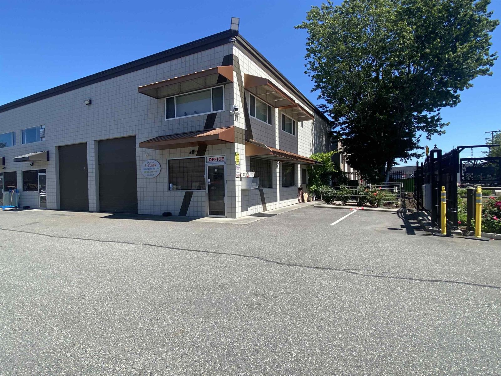 12357 82a Avenue, Surrey, British Columbia  V3W 0L5 - Photo 3 - C8071823