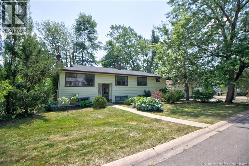 1 Pitt Street, Riverview, New Brunswick