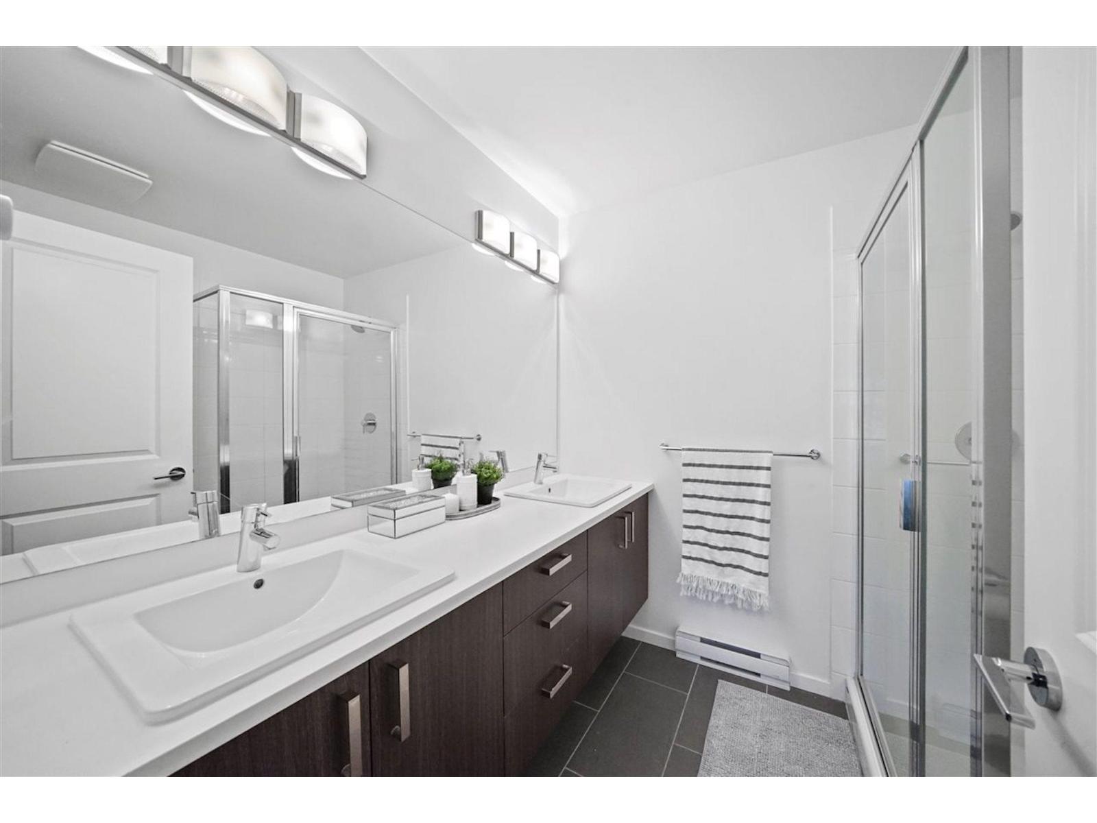 165 15230 Guildford Drive, Surrey, British Columbia  V3R 0C8 - Photo 10 - R3042711