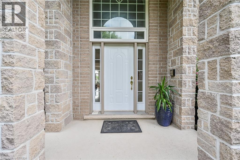 329 Johnson Road, Brantford, Ontario  N3T 5M1 - Photo 2 - 40764199