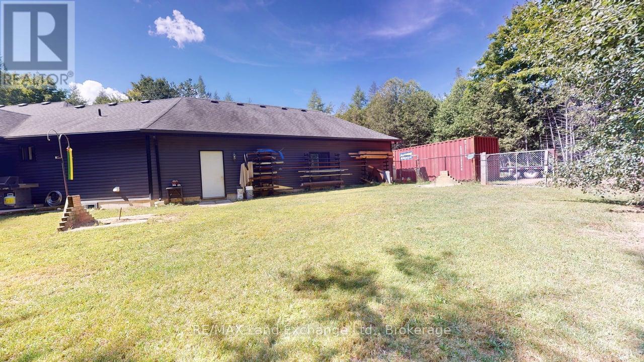 90806 Driftwood Beach Road, Howick, Ontario  N0G 1M0 - Photo 12 - X12373380