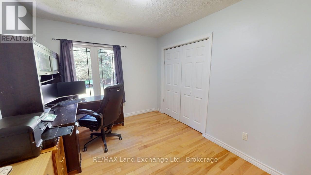 90806 Driftwood Beach Road, Howick, Ontario  N0G 1M0 - Photo 30 - X12373380