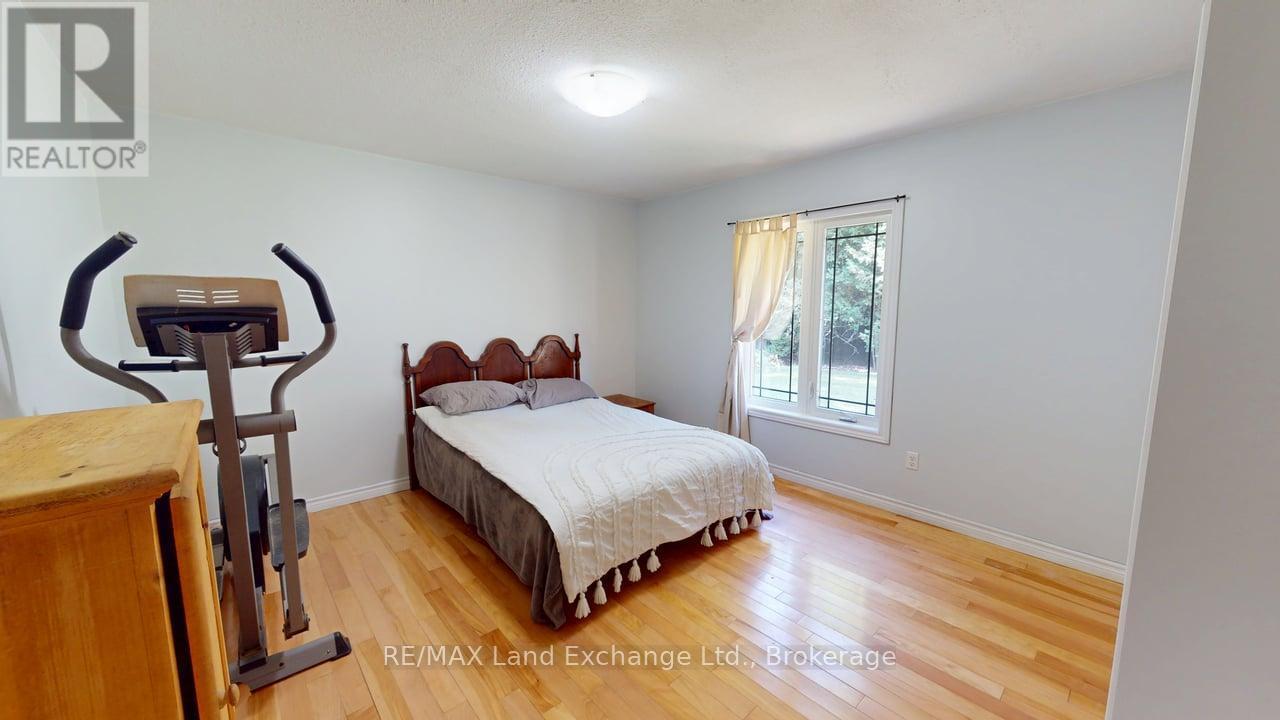 90806 Driftwood Beach Road, Howick, Ontario  N0G 1M0 - Photo 32 - X12373380