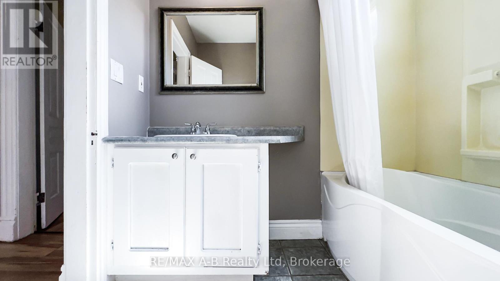 193 Water Street S, St. Marys, Ontario  N4X 1A6 - Photo 29 - X12376219
