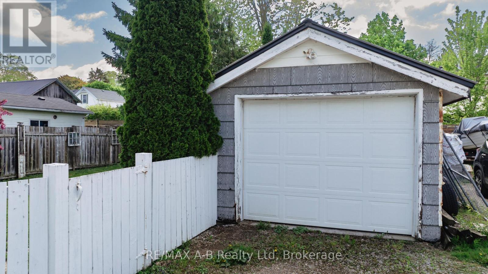 193 Water Street S, St. Marys, Ontario  N4X 1A6 - Photo 38 - X12376219