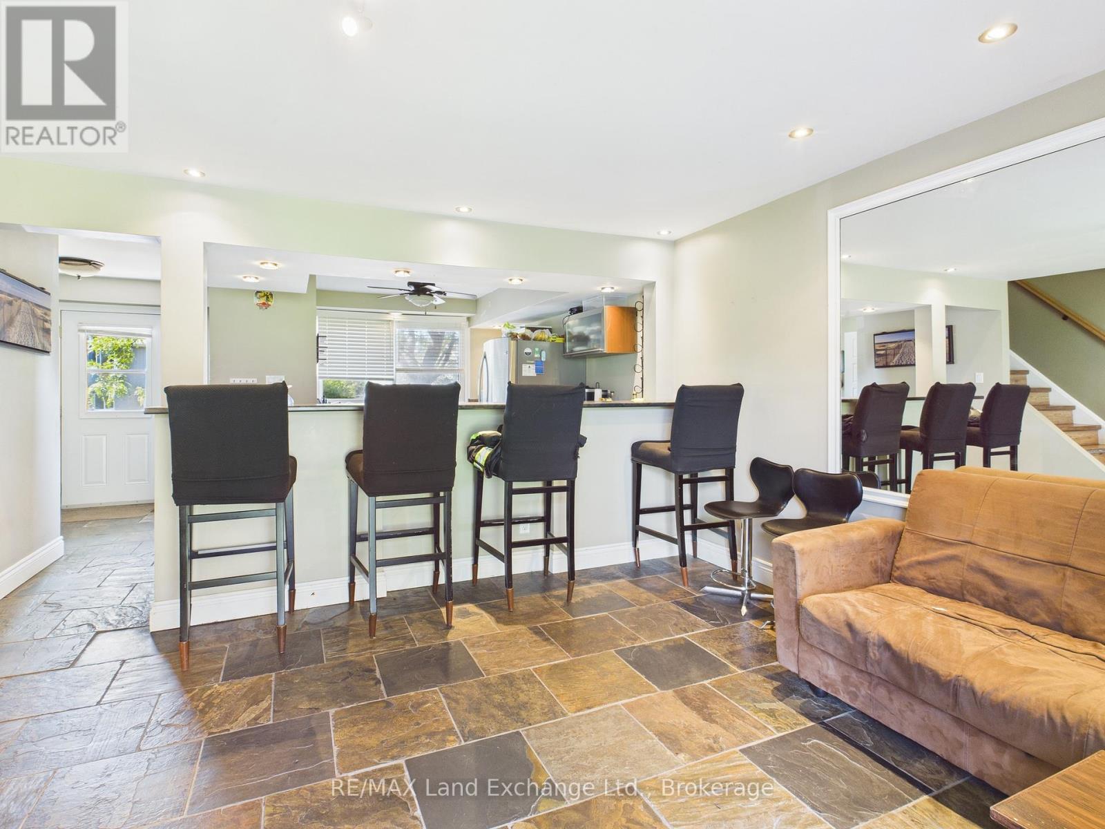 27 - 850 Walsh Street, Kincardine, Ontario  N2Z 1P1 - Photo 6 - X12376225