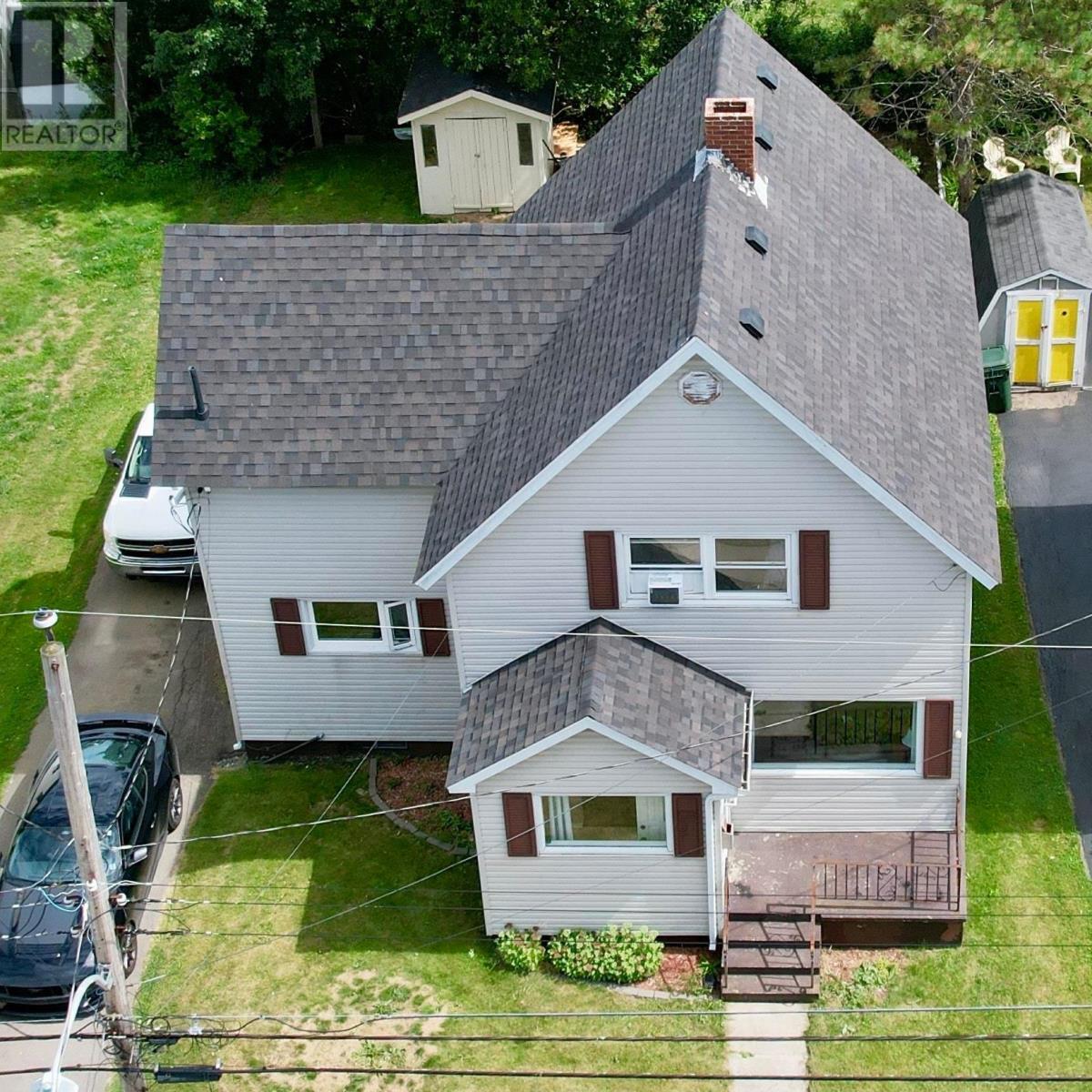 319 York Street, Glace Bay, Nova Scotia  B1A 2M6 - Photo 2 - 202519519