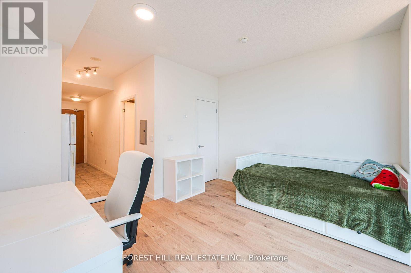 2107 - 219 Fort York Boulevard, Toronto, Ontario  M5V 1B1 - Photo 12 - C12324284