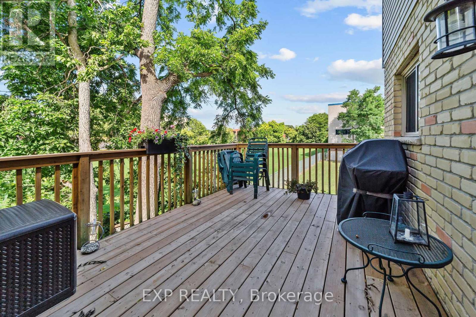 Photo 26 of 35 for 11 - 609 Colborne Street