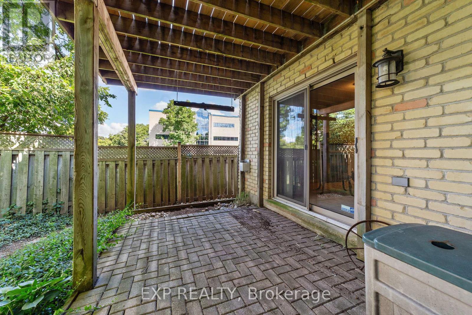 Photo 31 of 35 for 11 - 609 Colborne Street