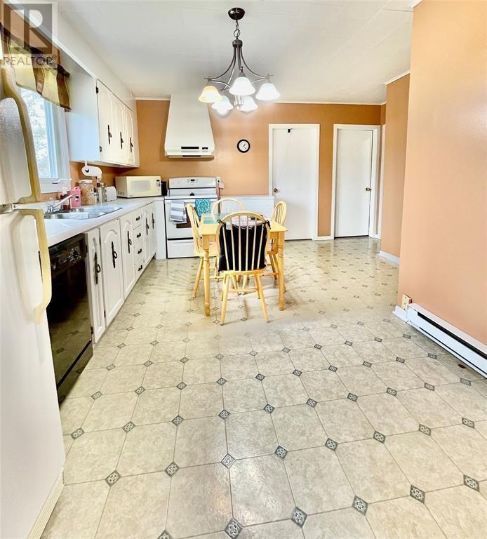 27 Main Road, Trinity, Newfoundland & Labrador  A0C 2S0 - Photo 9 - 1289898
