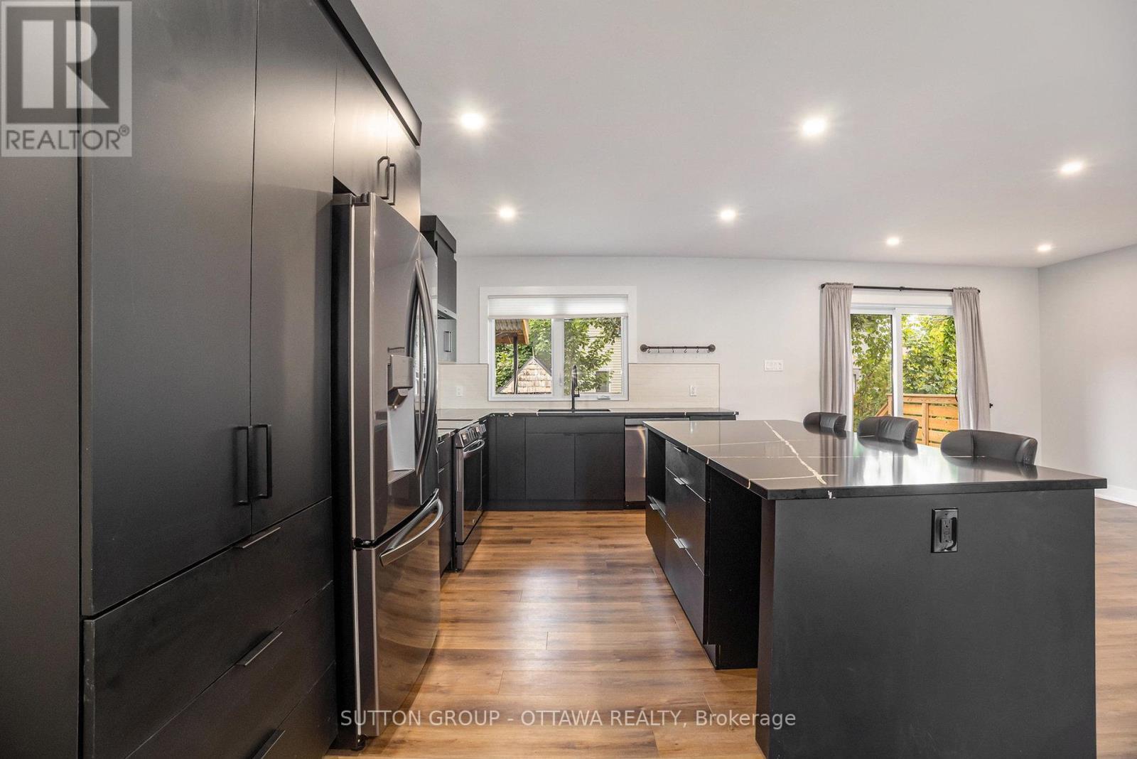Property at 1299 BROOKLINE AVENUE image 4