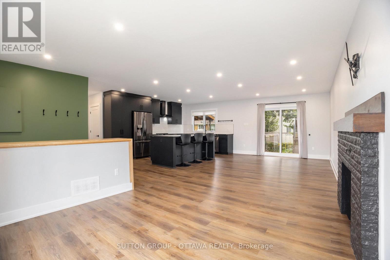 1299 Brookline Avenue, Ottawa, Ontario  K1V 6S4 - Photo 8 - X12376260