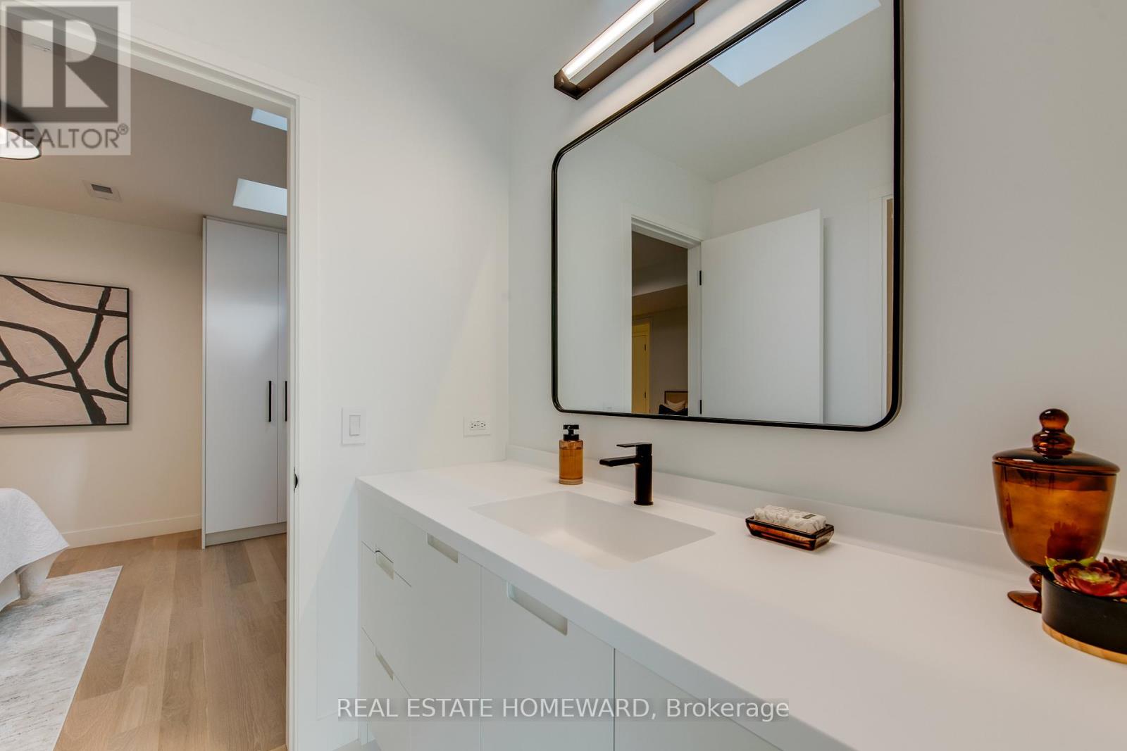 174 Kenilworth Avenue, Toronto, Ontario  M4L 3S6 - Photo 32 - E12376196