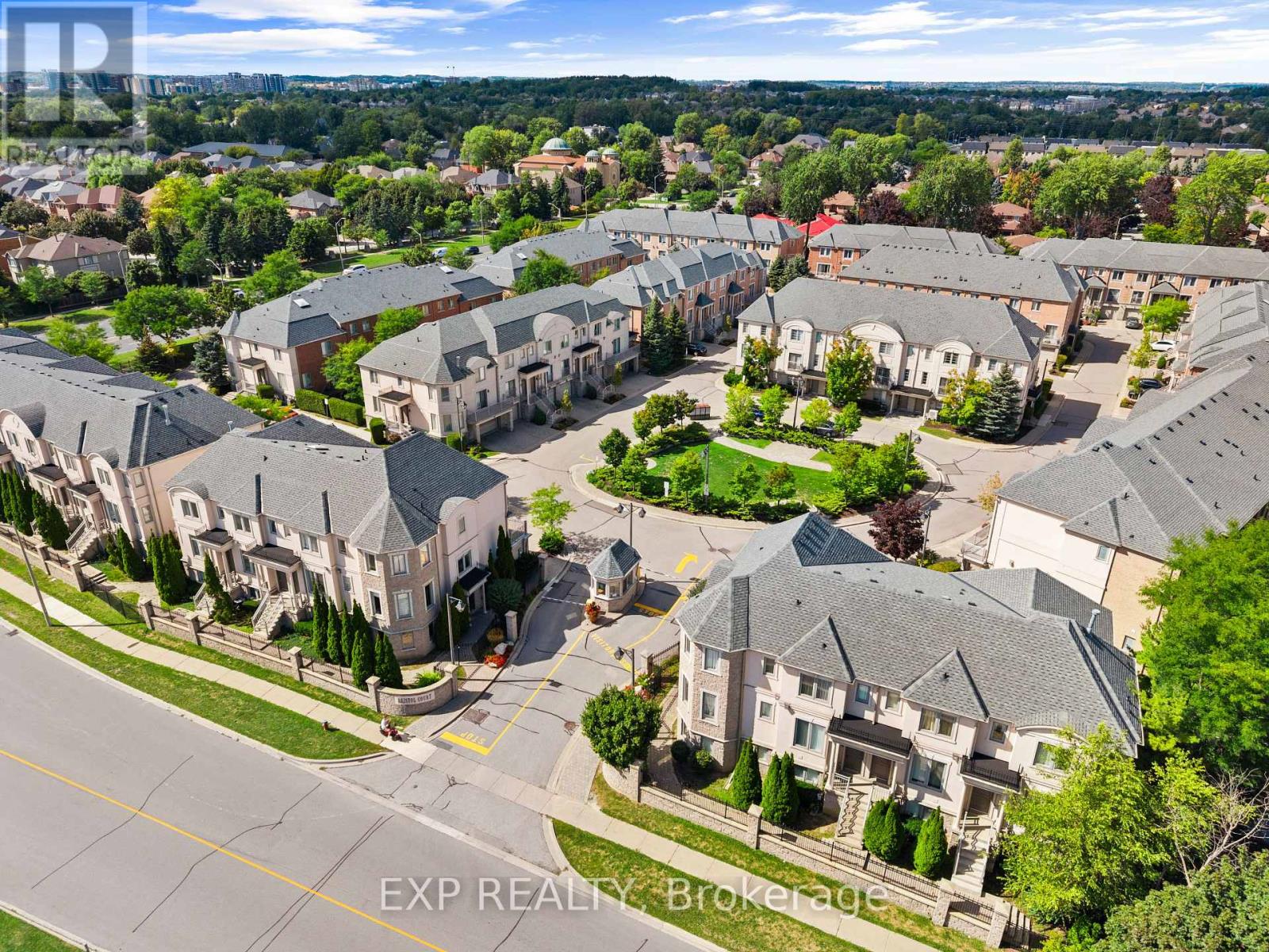 90 - 9133 BAYVIEW AVENUE, Richmond Hill, Ontario
